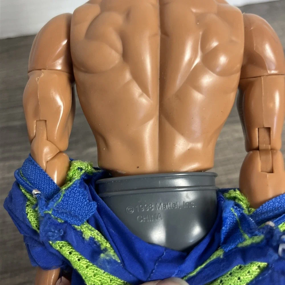 Vintage 1998 Max Steel Sky Strike Mattel 12